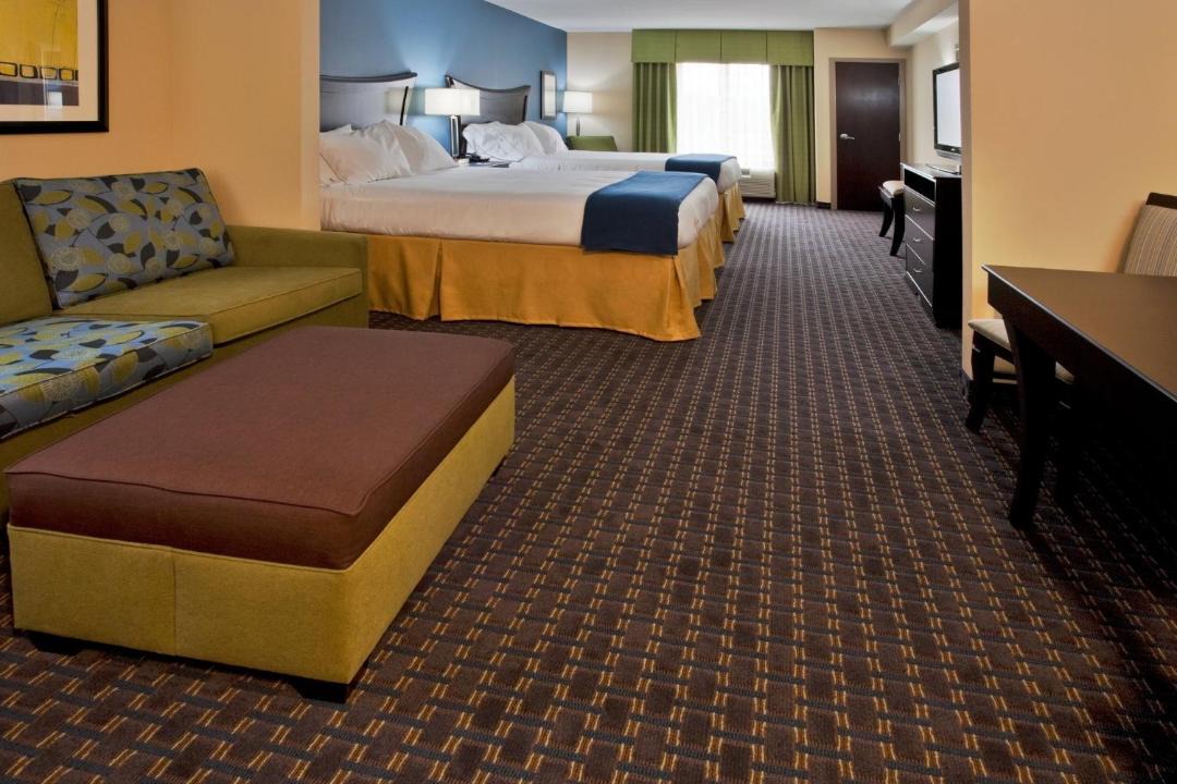 Photo of Bedroom in Largo