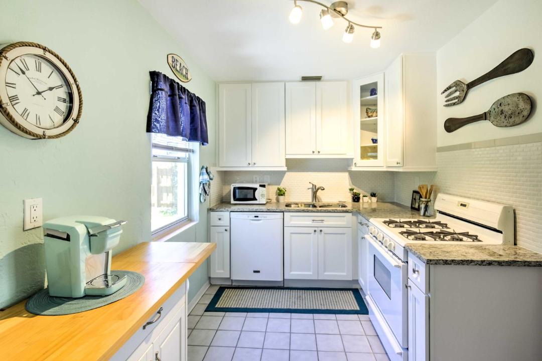 Photo of Kitchen in New Smyrna Beach