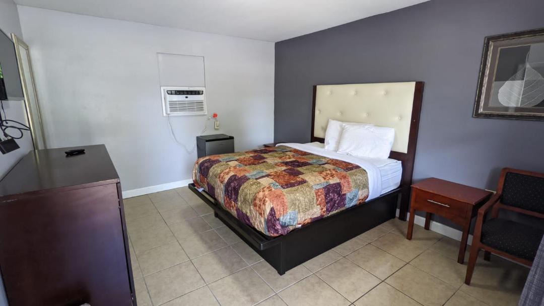 Photo of Bedroom in Toccoa
