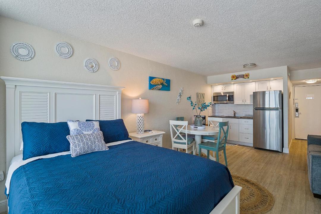 Photo of Bedroom in Daytona Beach Shores