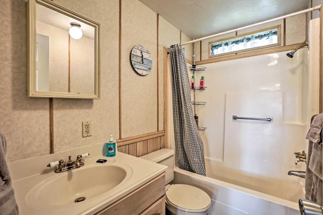 Photo of Bathroom in Crescent City