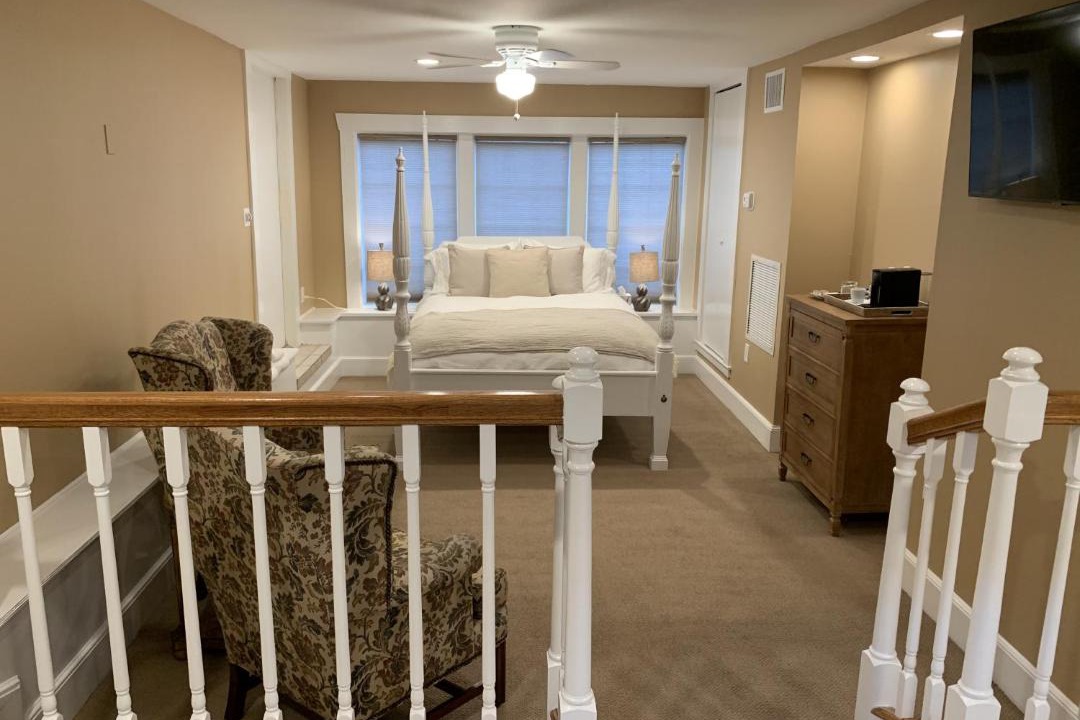 Photo of Livingroom in Historic Old Northeast