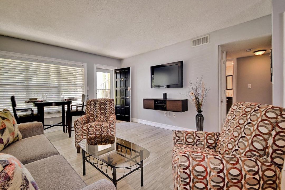 Photo of Livingroom in Island Estate