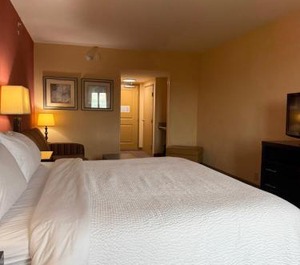 Holiday Inn Space Ihg Hotel 