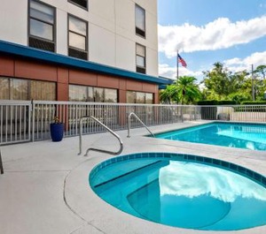 Hampton Inn 
