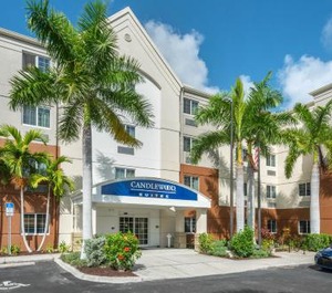 Candlewood Suites Fort Myers Sanibel Gateway Ihg Hotel 