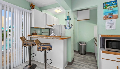 Condo, 1 King Bed, Patio, Courtyard Area