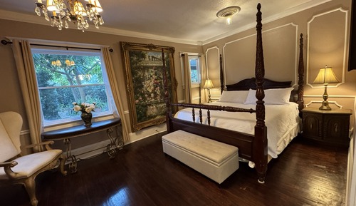 The Historic Craftsman (1st Floor)