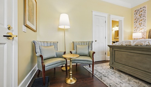 Deluxe Room, 1 King Bed, Non Smoking (The Citrine Room)