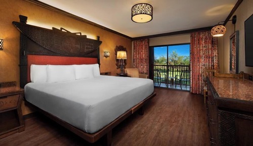 2 Bedroom Suite - Club Level Access