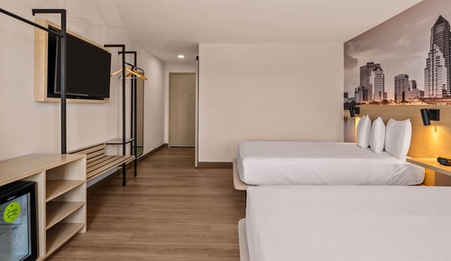 Deluxe Suite