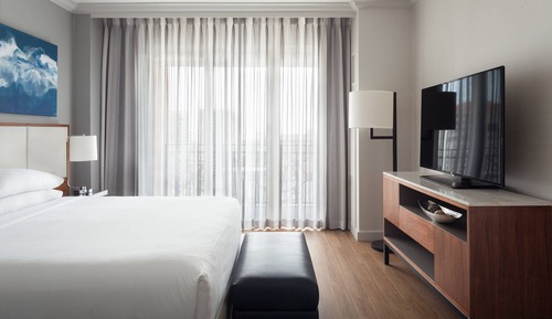 Suite, 1 Bedroom, Balcony (View)