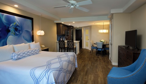 Room, 1 King Bed, Bay View, Tower (Palm Tower Upper Floor)
