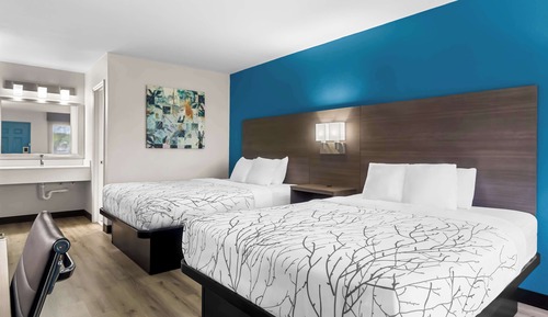 Standard Room, 2 Queen Beds, Non Smoking, Refrigerator & Microwave (Shower Only)