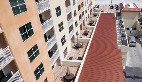 Suite, 1 Bedroom, Partial Ocean View (Mobility Accessible, Roll-in Shower)