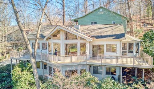 Four-Bedroom Vacation Home