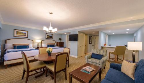 Junior Suite with Two Queen Beds