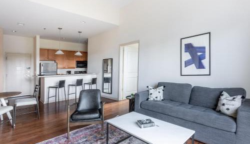 One Bedroom Suite (Self Check-in with Virtual Front Desk)