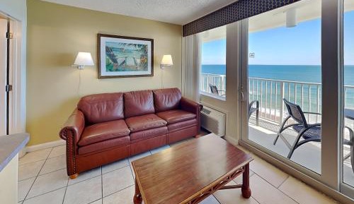 One-Bedroom Apartment - Oceanfront
