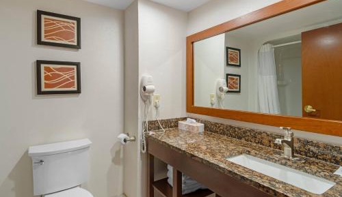 Queen Suite with Two Queen Beds - Non-Smoking