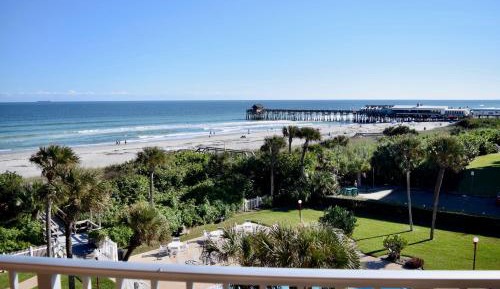 Penthouse Two-Bedroom Condo with Panoramic Ocean Views - Unit #52