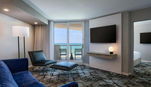 One-Bedroom King Suite with Sofa Bed, Ocean View and Balcony