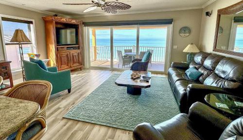 Two Bedroom Apartment 