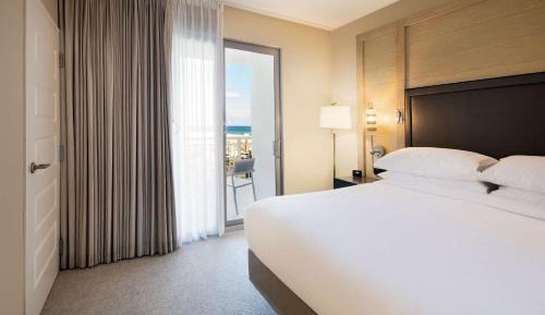 Suite with Balcony and Ocean View
