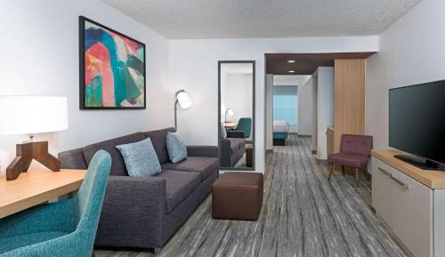 One-Bedroom King Suite