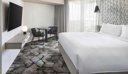 Standard King Room