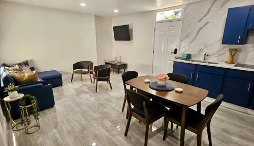 One-Bedroom Apartment - Non-Smoking
