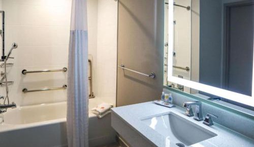 Superior Queen Room with Two Queen Beds - Accessible/Non-Smoking (No Pets Allowed)