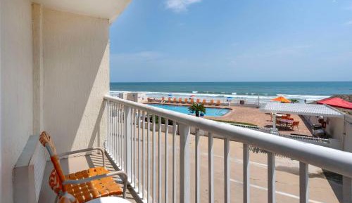 King Suite with Ocean View - Non-Smoking