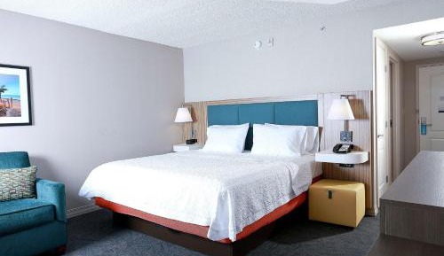 King Room with Sofa Bed - Non-Smoking