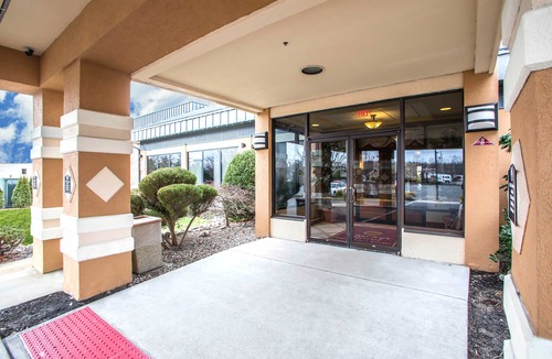 Toms River Hotel | Clarion Hotel & Conference Center Toms River